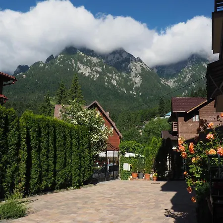 Apartment Safira Garden With Mountain View